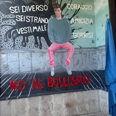 Una panchina per la lotta contro bullismo e cyberbullismo