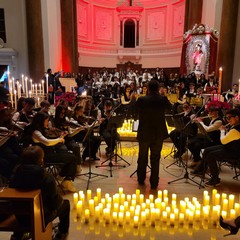 A Trinitapoli arriva l’edizione natalizia del Candle Light Concert