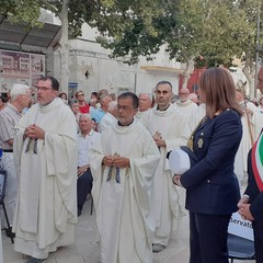 Festa patronale di Trinitapoli, donate le chiavi della città ai Santi Patroni