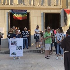 Trinitapoli dice no alla guerra: ieri una fiaccolata per la pace