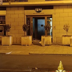 Esplosione bancomat nella notte a Trinitapoli