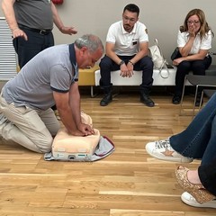 Prevenzione e primo soccorso: a Trinitapoli il corso di formazione sull'uso del defibrillatore