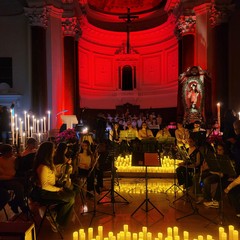 A Trinitapoli arriva l’edizione natalizia del Candle Light Concert