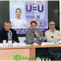 Tavola rotonda per la lotta HIV/AIDS