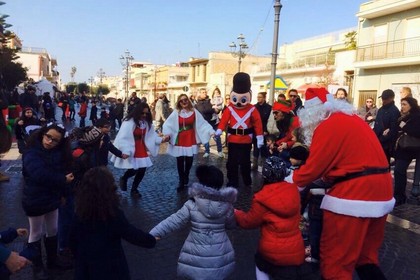 Festa di Natale in via Vittorio Veneto