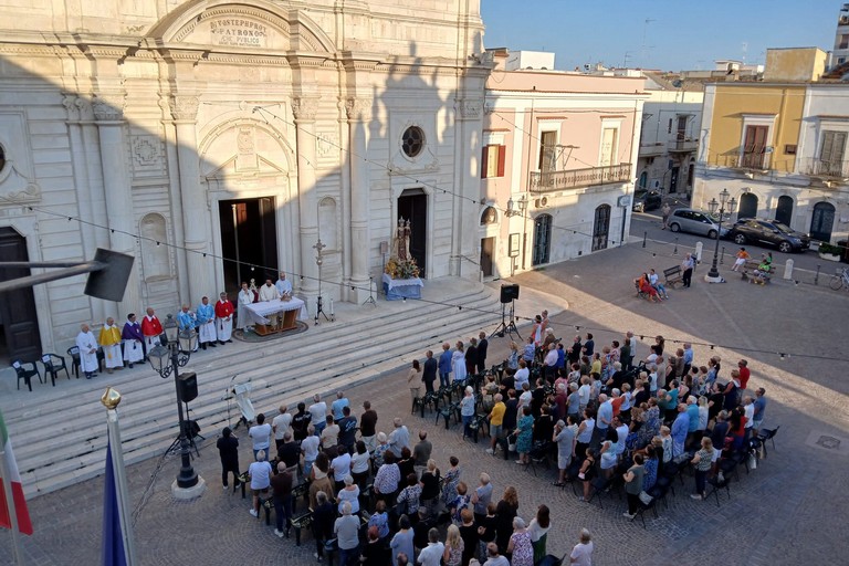 Trinitapoli celebra la Beata Vergine Maria del Monte Carmelo