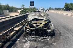 Automobile in fiamme: a bordo del veicolo un uomo di Trinitapoli