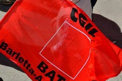 Manifestazione della Cgil davanti alla sede della Asl
