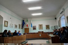 Parcheggi a pagamento a Trinitapoli, incontro tra il sindaco Di Feo e gli esercenti