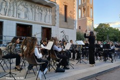 Serata magica e di successo dell’evento di fine anno del “Don Milani - Garibaldi - Leone”