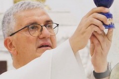 Trinitapoli festeggia don Enzo De Ceglie: 32 anni di sacerdozio al servizio della comunità