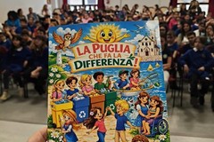 Consegnato il “Quaderno sulla raccolta differenziata e contro gli sprechi” all’istituto Don Milani di Trinitapoli