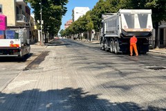 Lavori di rifacimento e ripristino del manto stradale in Via Kennedy a Trinitapoli
