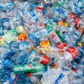 Il TAR sospende l'ordinanza  "plastic free " della Regione Puglia