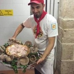 Carlo Storelli premiato al concorso  "Pizzaiuolo dell'anno 2015 "