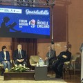 A Trinitapoli i giovani dialogano con il presidente Emiliano su opportunità, speranze e futuro