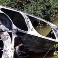 Auto cannibalizzate recuperate dal fiume Ofanto