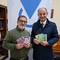 Consegna di libri per bambini alla Parrocchia Immacolata di Trinitapoli