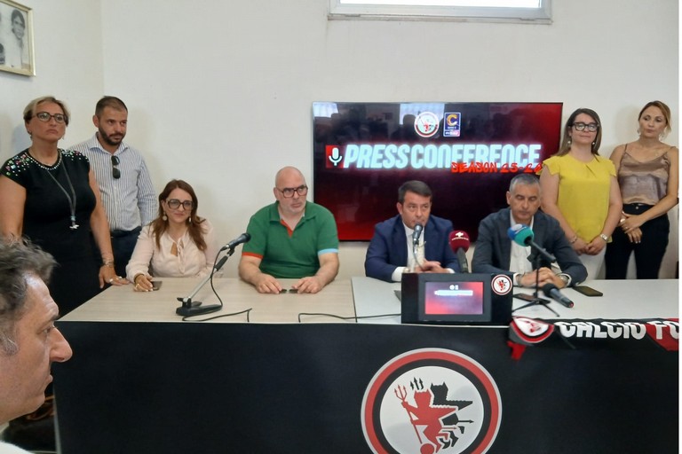 Conferenza foggia calcio
