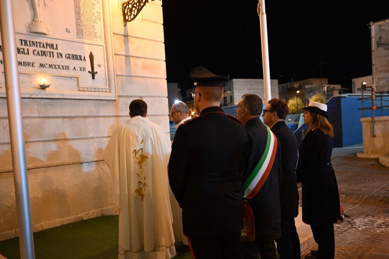 Festa dellunit nazionale e delle forze armate Trinitapoli c